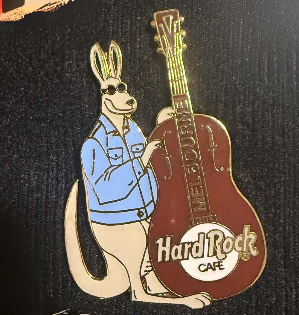 Hard Rock Cafe Melbourne Kangaroo Guitar Pin